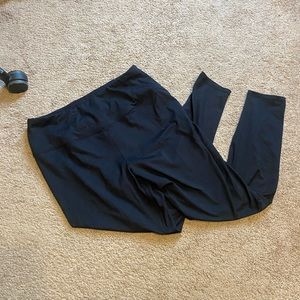 Maurice’s size large black athletic leggings